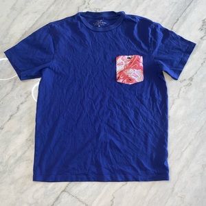 Vineyard vines tee shirt